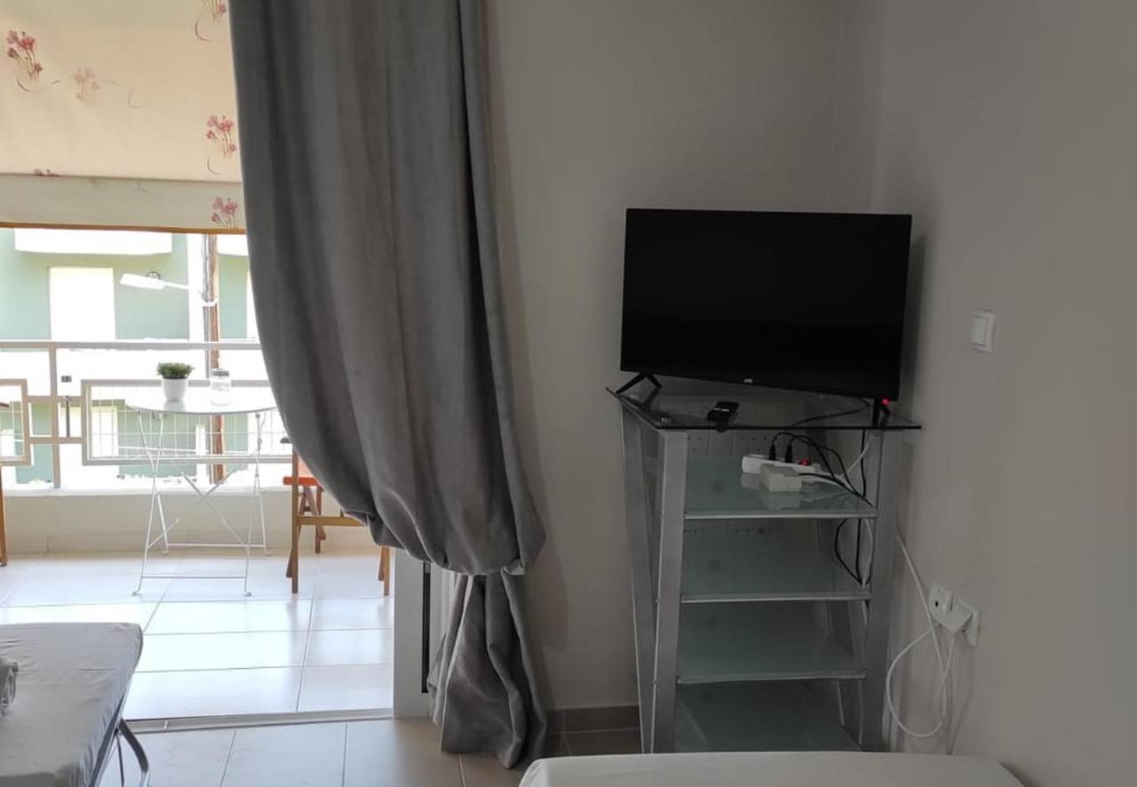 Zoe Apartment *